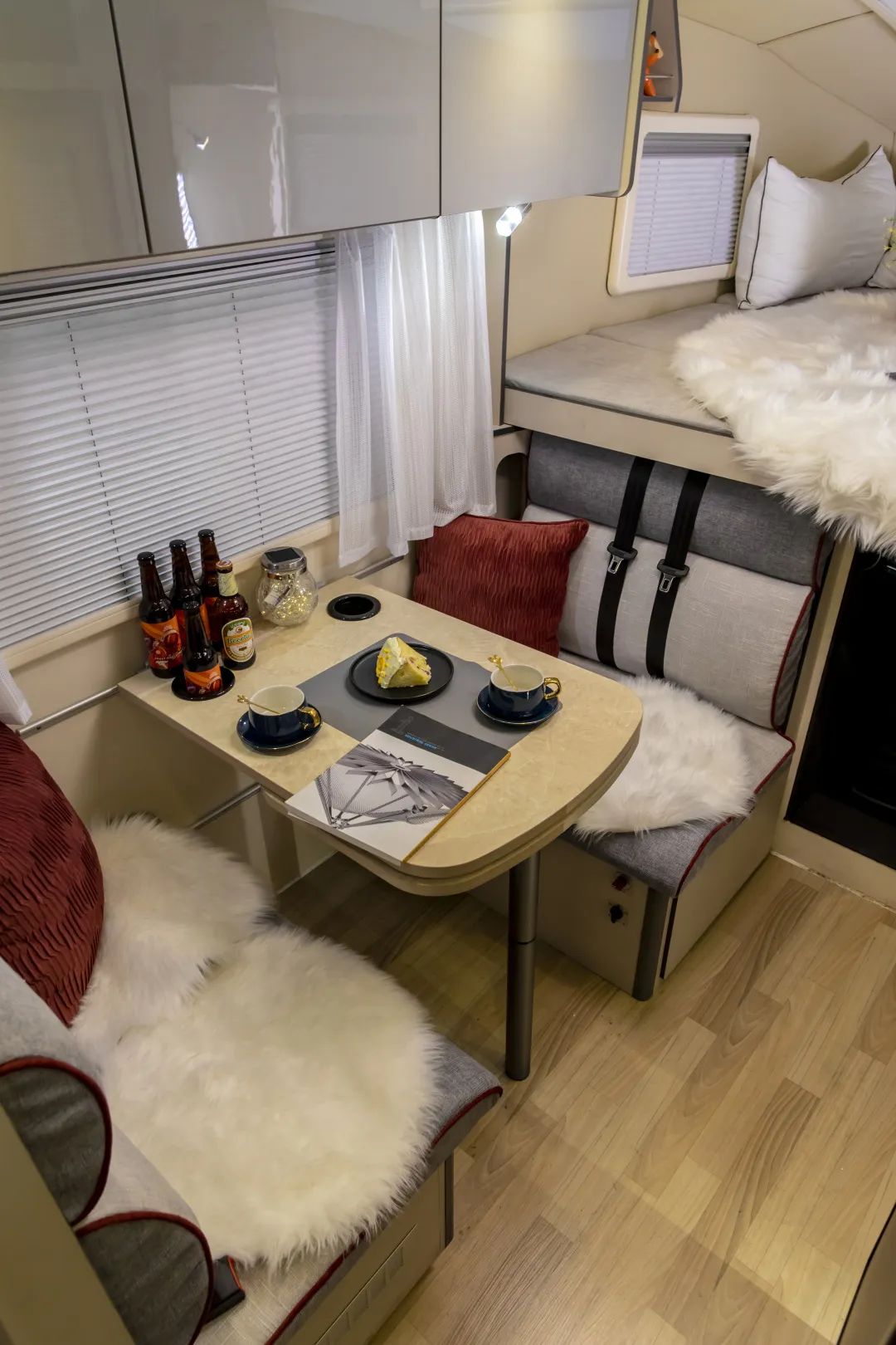 想買輛房車環游中國，該選B型還是C型？